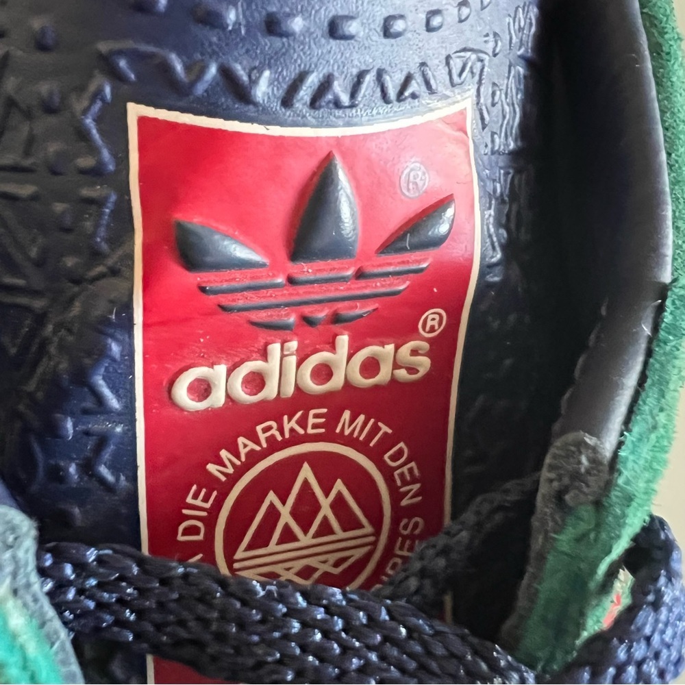 ADIDAS Blackburn SPZL green suede red stripe limited edition trainers - Picture 13 of 16